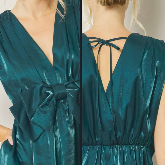 Entro Green Dress with Bow! Perfect for Holiday parties - Picture 2 of 4